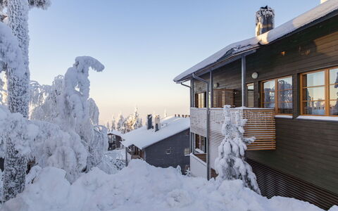 Kesä-Iikka 4: Gebäude, Schnee, Fenster, Winter, Haus, Die Architektur, Zuhause, Wohngebiet, Einfrieren, Hütte