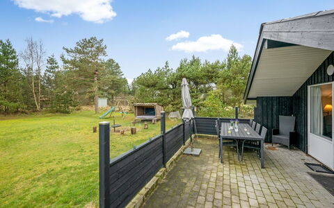 Orm - 2.3Km from the Sea: Hütte, Schuppen, Hütte, Bauernhaus, Prärie, Hütte, Scheune, Blockhaus, Gartenbauten