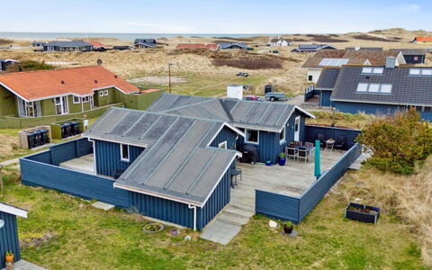 Dolores - 200M from the Sea: Hütte, Schuppen, Hütte, Bauernhaus, Prärie, Hütte, Scheune, Blockhaus, Gartenbauten