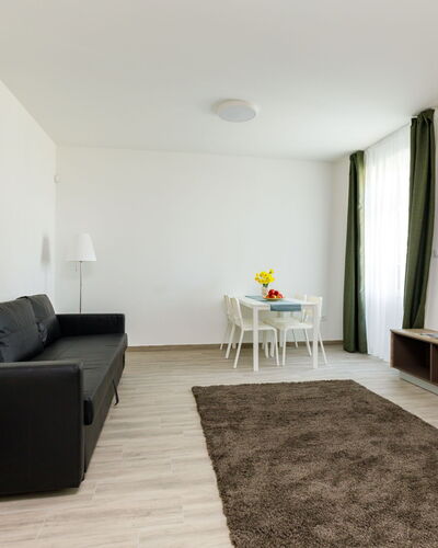 Park Residence 12 102.2