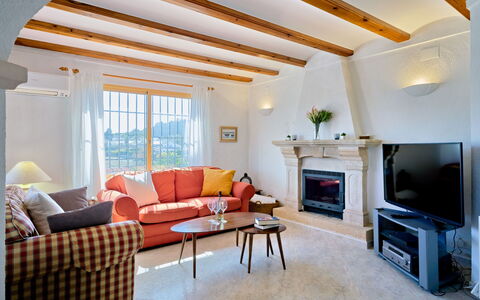 Jávea 2038: Möbel, Eigentum, Couch, Holz, Tabelle, Interior Design, Fussboden, Gebäude, Wohnzimmer, Flooring