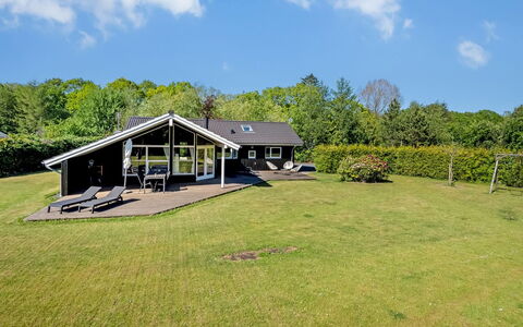 Anca - 450M from the Sea: Haus, Zuhause, Dach, Hütte, Estate, Bauernhaus, Rasen, Garten, Landscaping, Garten