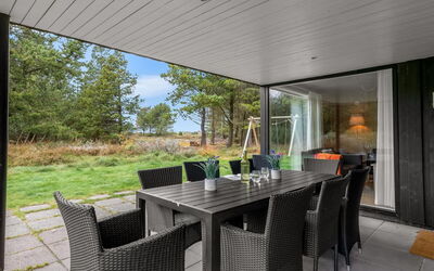 Dix - 900M from the Sea