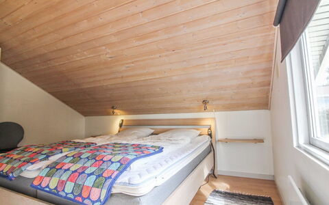 Augustine - 1.6Km from the Sea: Interior Design, Schlafzimmer, Bett, Holz, Decke, Flooring, Fussboden, Möbel, Bettdecke, Bedding