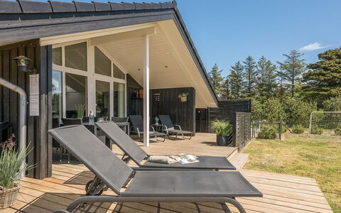 Selima - 300M from the Sea: Holz, Dach, Die Architektur, Zuhause, Haus, Hütte, Abstellgleis, Hartholz, Steigung, Estate