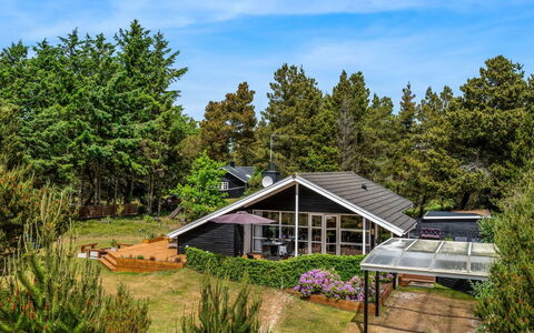 Elske - 1.1Km from the Sea: Holz, Holzboden, Flooring, Hartholz, Planke, Holzbeize, Deck, Fussboden, Zuhause, Abstellgleis
