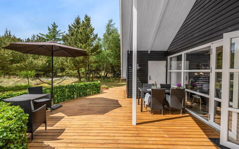Elske - 1.1Km from the Sea: Holz, Holzboden, Flooring, Hartholz, Planke, Holzbeize, Deck, Fussboden, Zuhause, Abstellgleis