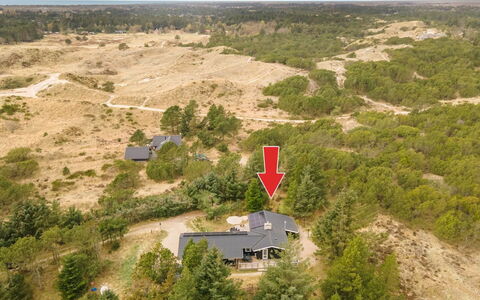 Taneli - 2.2Km from the Sea: Dach, Haus, Wohngebiet, Zuhause, Estate, Hütte, Design