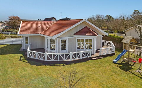 Alfredine - 1Km from the Sea: Holz, Dach, Die Architektur, Zuhause, Haus, Hütte, Abstellgleis, Hartholz, Steigung, Estate