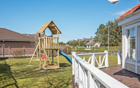 Alfredine - 1Km from the Sea: Holz, Dach, Die Architektur, Zuhause, Haus, Hütte, Abstellgleis, Hartholz, Steigung, Estate