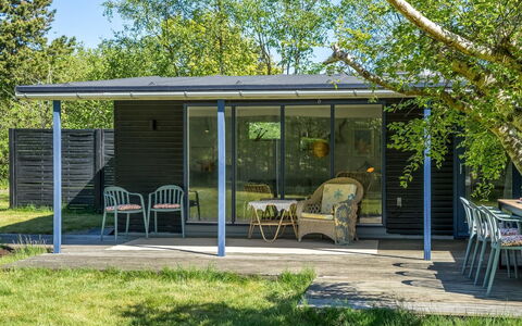 Bene - from the Sea: Möbel, Interior Design, Flooring, Fussboden, Decke, Zimmer, Stuhl, Tabelle, Wohnung, Küche & Esszimmer Tisch