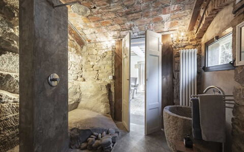 Mulino Morandi: Bilderrahmen, Holz, Flooring, Decke, Menschliche Siedlung, Tür, Gebäude, Stuhl, Zimmer
