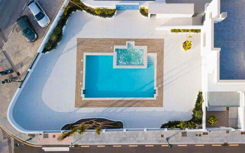 Skyhill: Daytime, Eigentum, Weiss, Gebäude, Azurblau, Die Architektur, Urban Design, Pflanze, Grundeigentum, Rechteck