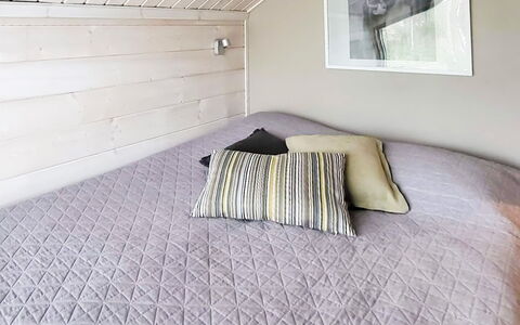 Golfarinkunnas 7B: Möbel, Interior Design, Flooring, Fussboden, Tabelle, Decke, Küche & Esszimmer Tisch, Beleuchtung, Stuhl, Zuhause