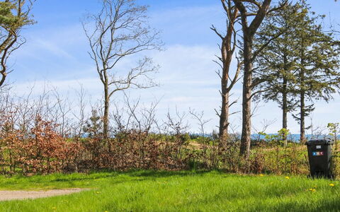 Carit - 80M from the Sea: Estate, Schatten, Auffahrt, Bauernhaus