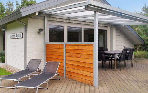 Manko - 1Km from the Sea: Holz, Gartenmöbel, Tür, Outdoor Struktur, Gartenbauten, Schuppen, Veranda, Abstellgleis, Deck, Schatten