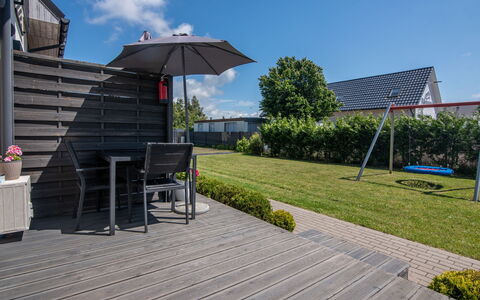 Nemo: Holz, Deck, Gartenmöbel, Hartholz, Planke, Holzboden, Schatten, Abstellgleis, Terrasse, Garten