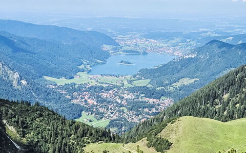 Fischbachau - Schliersee 200: Bergforms, Berg, Gewässer, Natürliche Landschaft, Hügel, Hochland, Landschaft, Gebirge, Tarn, Bergstation