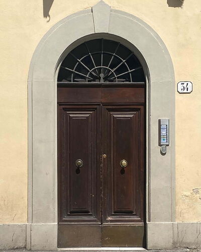 Atelier la Scala: Eigentum, Tür, Holz, Die Architektur, Gebäude, Home Door, Fenster, Haus