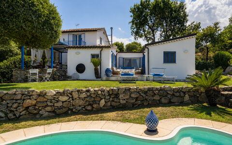 Villa Acquaro, Santa Caterina Dello Ionio, Pool, A: Blau, Zuhause, Estate, Resort, Hütte, Schatten, Schwimmbad, Garten, Landscaping, Villa