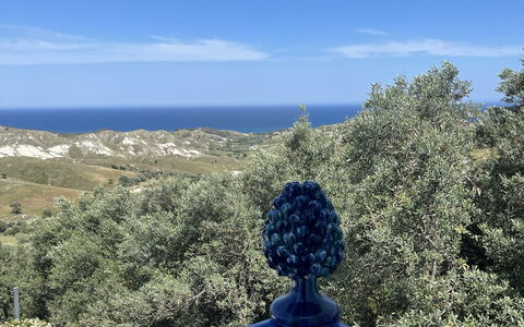 Villa Acquaro, Santa Caterina Dello Ionio, Pool, A: Blau, Landschaft, Strauch, Gehölz, Shrubland, Chaparral