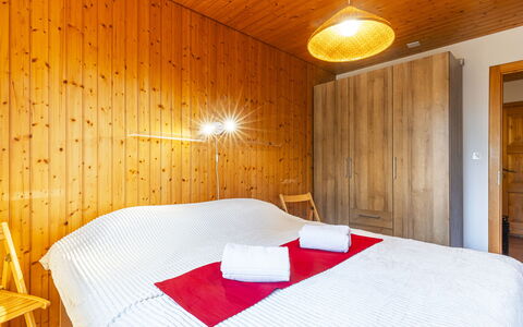 Pavillons a: Eigentum, Möbel, Komfort, Textil, Interior Design, Holz, Fussboden, Grundeigentum, Gebäude, Tönungen Und Schatten