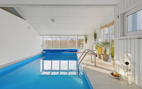 Maritha - 400M from the Sea: Flooring, Schwimmbad, Fussboden, Interior Design, Verbundwerkstoff, Resort, Decke, Eco Hotel, Design, Zimmerpflanze