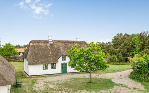 Wandrath - 2Km from the Sea: Haus, Dach, Zuhause, Hütte, Schuppen, Gartenbauten, Abstellgleis, Garten, Blockhaus, Hütte