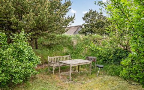 Wandrath - 2Km from the Sea: Haus, Dach, Zuhause, Hütte, Schuppen, Gartenbauten, Abstellgleis, Garten, Blockhaus, Hütte
