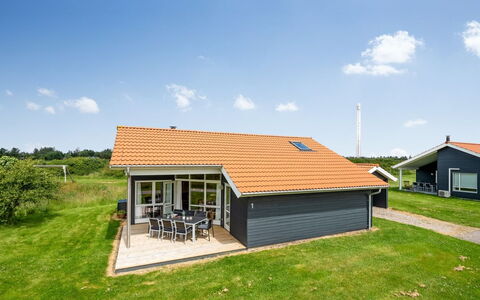 Aurelie - from the Sea: Möbel, Interior Design, Flooring, Fussboden, Decke, Zimmer, Stuhl, Tabelle, Wohnung, Küche & Esszimmer Tisch