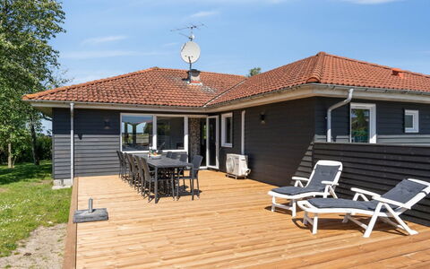 Eunice - 850M from the Sea: Dachdecken, Hütte, Haus, Dach, Zuhause, Bauernhaus, Hütte, Estate, Dorf