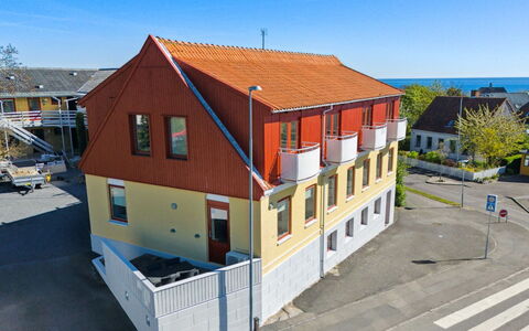 Eicke - 400M from the Sea: Holz, Dach, Die Architektur, Zuhause, Haus, Hütte, Abstellgleis, Hartholz, Steigung, Estate
