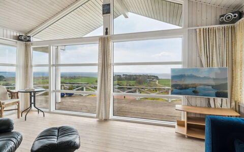 Gjuro - 800M from the Sea: Holz, Dach, Die Architektur, Zuhause, Haus, Hütte, Abstellgleis, Hartholz, Steigung, Estate