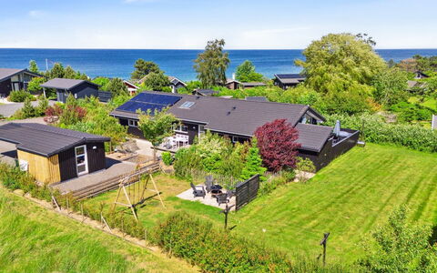 Tuulikki - 100M from the Sea: Bergforms, Berg, Hügel, Gebirge, Bergstation, Menschliche Siedlung, Urban Design, Alpen, Senke, Gipfel