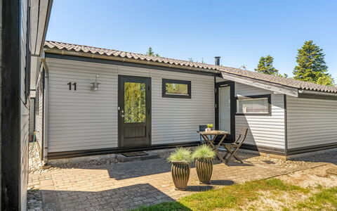 Bosse - from the Sea: Möbel, Interior Design, Flooring, Fussboden, Decke, Zimmer, Stuhl, Tabelle, Wohnung, Küche & Esszimmer Tisch