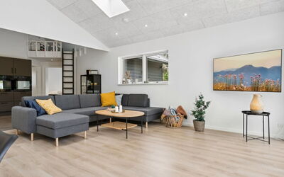 Norna - 350M from the Sea