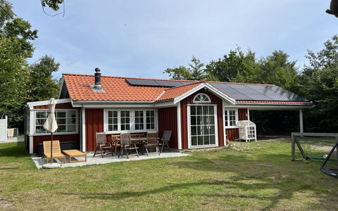 Tarje - 320M from the Sea: Holz, Dach, Die Architektur, Zuhause, Haus, Hütte, Abstellgleis, Hartholz, Steigung, Estate