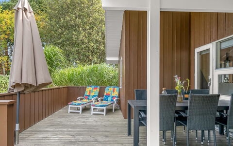 Maira - from the Sea: Holz, Möbel, Flooring, Fussboden, Interior Design, Holzboden, Veranda, Stuhl, Decke, Holzbeize