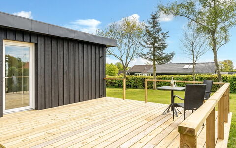 Tonna - from the Sea: Holz, Zuhause, Veranda, Deck, Hartholz, Dach, Holzbeize, Holzboden, Eco Hotel
