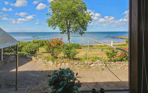 Tuovi - 47M from the Sea: Möbel, Meer, Stuhl, Schatten, Balkon, Gartenmöbel, Eco Hotel, Küste, Deck, Holzbeize