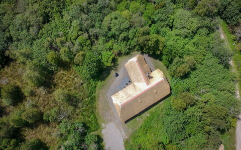 Ejvi - 4Km from the Sea: Scheune, Schuppen, Bauernhaus, Plantage, Gartenbauten