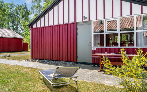 Duende - 200M from the Sea: Dach, Haus, Zuhause, Hütte, Tür, Abstellgleis, Deck, Veranda, Planke, Hartholz