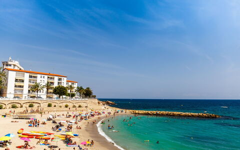 Omega: Wasser, Himmel, Wolke, Azurblau, Strand, Küsten Und Ozeanische Forms, Gebäude, Landschaft