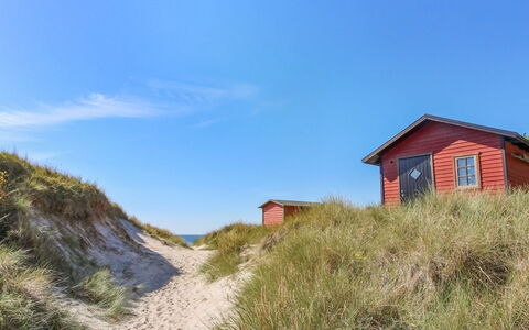 Tine - 600M from the Sea: Holz, Dach, Die Architektur, Zuhause, Haus, Hütte, Abstellgleis, Hartholz, Steigung, Estate