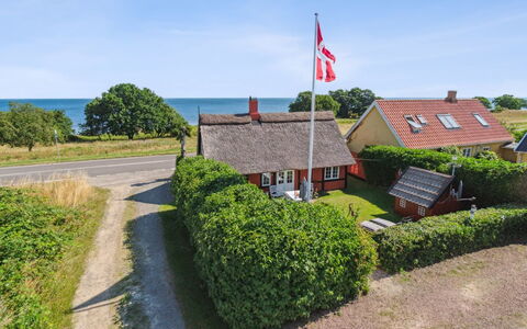 Leoni - 115M from the Sea: Holz, Dach, Die Architektur, Zuhause, Haus, Hütte, Abstellgleis, Hartholz, Steigung, Estate