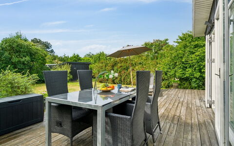 Manko - 250M from the Sea: Zuhause, Hütte, Veranda, Abstellgleis, Bauernhaus, Outdoor Struktur