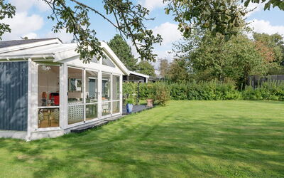 Leani - 200M from the Sea