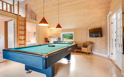 Gudlaug - 1Km from the Sea: Dach, Haus, Zuhause, Hütte, Tür, Abstellgleis, Deck, Veranda, Planke, Hartholz