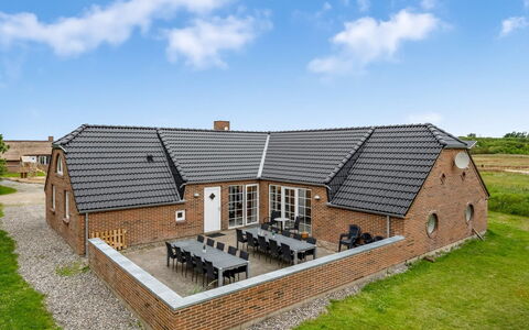 Botmar - 1.5Km from the Sea: Haus, Zuhause, Dach, Hütte, Grundstueck, Estate, Bauernhaus, Dorf, Bauernhof