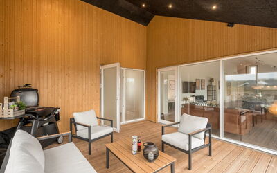 Dreng - 300M from the Sea